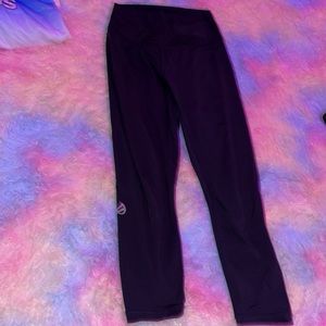 Black leggings